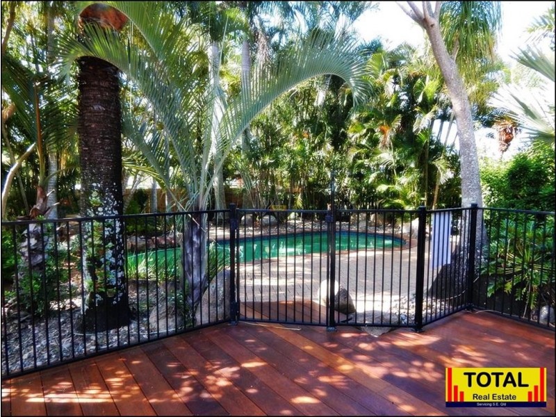 33 Brittainy Street, Petrie QLD 4502