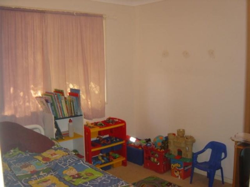 3 Macadam Court, Kallangur QLD 4503