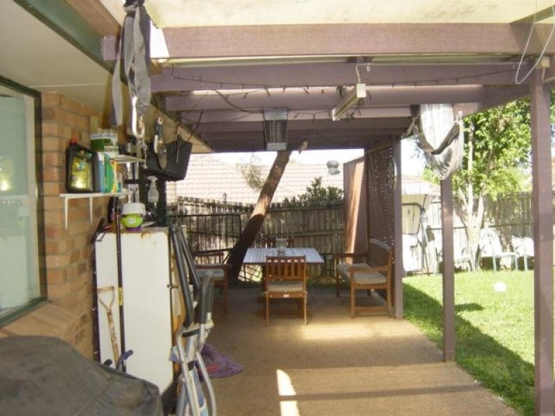 3 Macadam Court, Kallangur QLD 4503