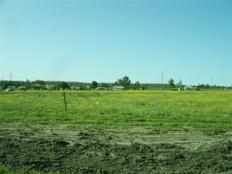 38 Baron Street, Jondaryan QLD 4403