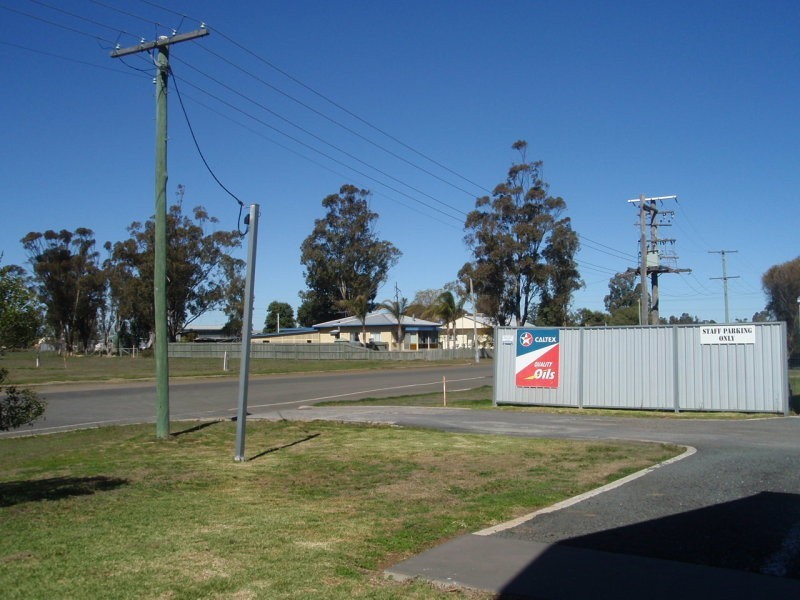 33 Earl Street, Jondaryan QLD 4403