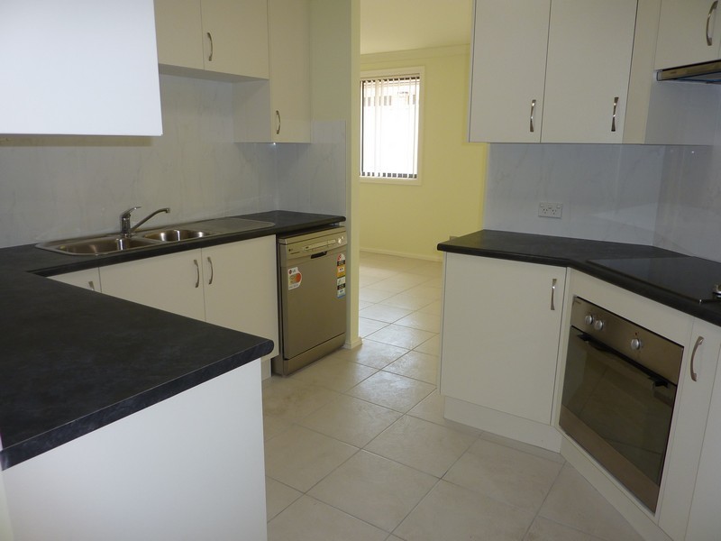7 Hollaway Street, South Nowra NSW 2541