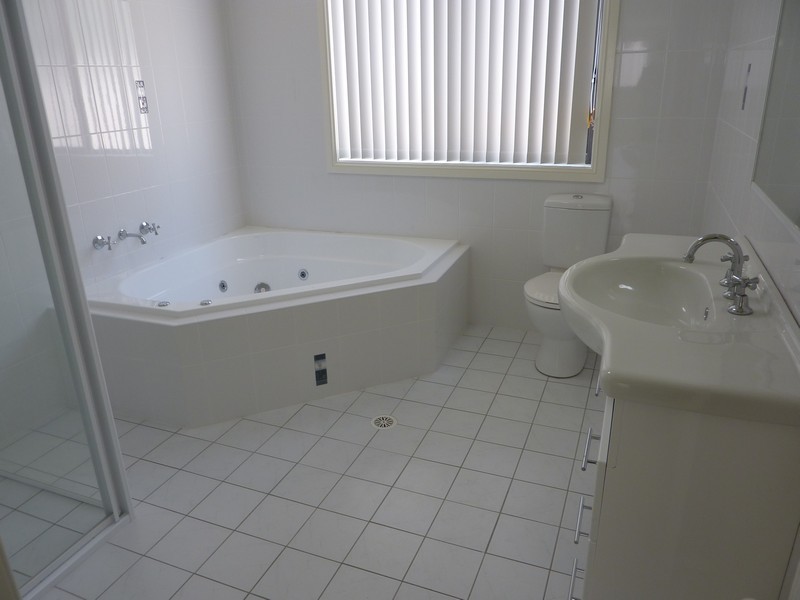 7 Hollaway Street, South Nowra NSW 2541