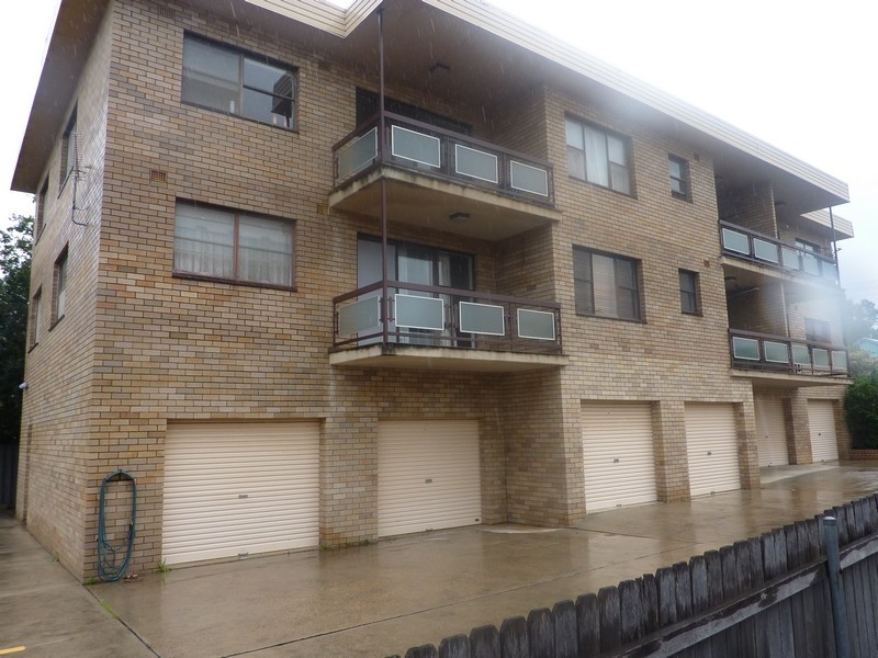 2/6 Burr Street, Nowra NSW 2541