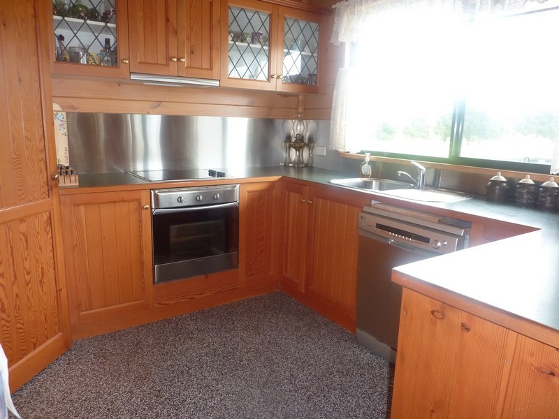 7B Hume Street, Greenwell Point NSW 2540