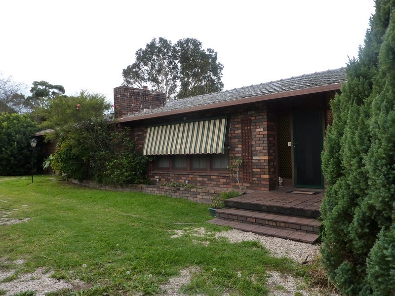 2 DeMestra Place, Nowra NSW 2541