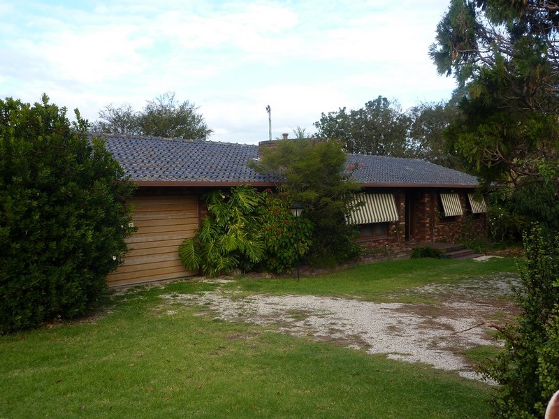 2 DeMestra Place, Nowra NSW 2541