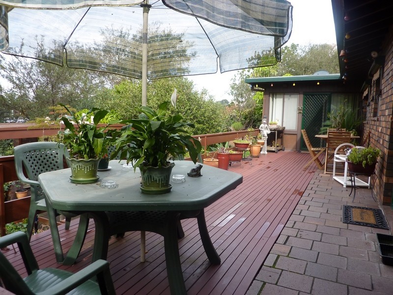 2 DeMestra Place, Nowra NSW 2541