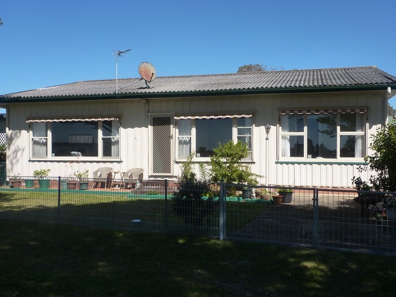 87 Adelaid Street, Greenwell Point NSW 2540