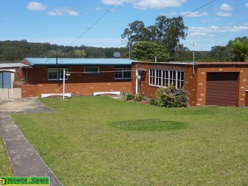18 Crookhaven Drive, Greenwell Point NSW 2540