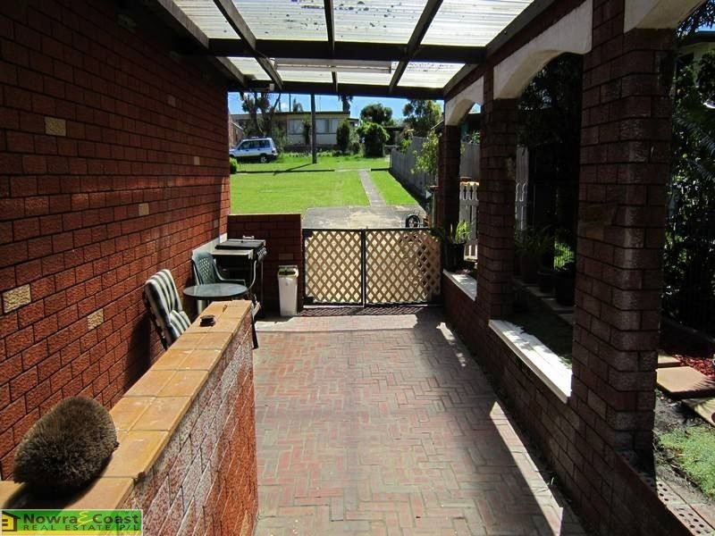 18 Crookhaven Drive, Greenwell Point NSW 2540