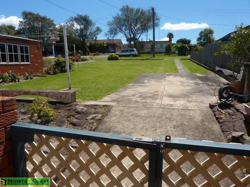 18 Crookhaven Drive, Greenwell Point NSW 2540