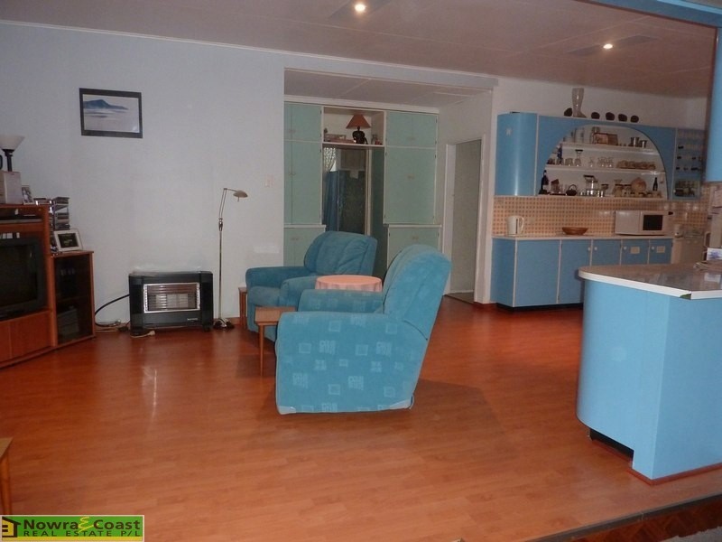 18 Crookhaven Drive, Greenwell Point NSW 2540