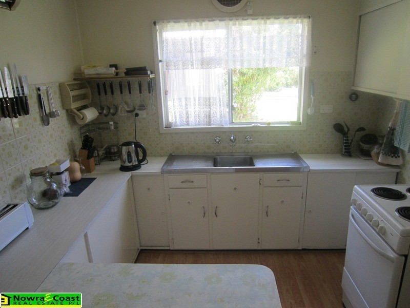 10 Otway Street, Orient Point NSW 2540