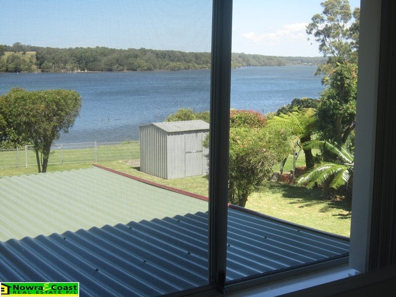 20 Crookhaven Drive, Greenwell Point NSW 2540