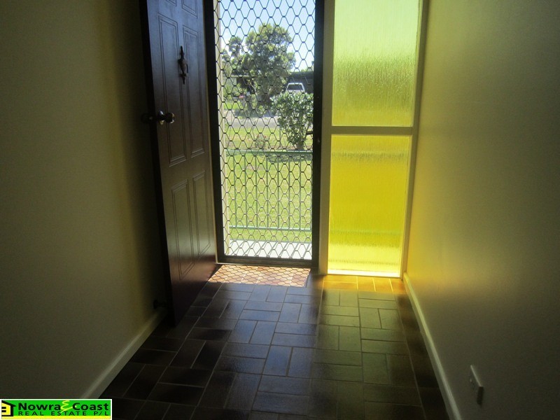 20 Crookhaven Drive, Greenwell Point NSW 2540