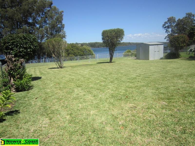 20 Crookhaven Drive, Greenwell Point NSW 2540