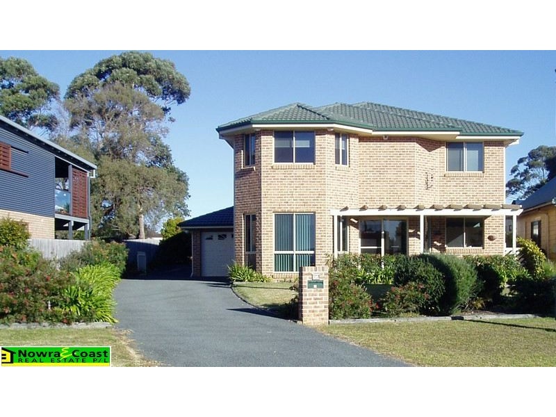 42 Orama Crescent, Orient Point NSW 2540