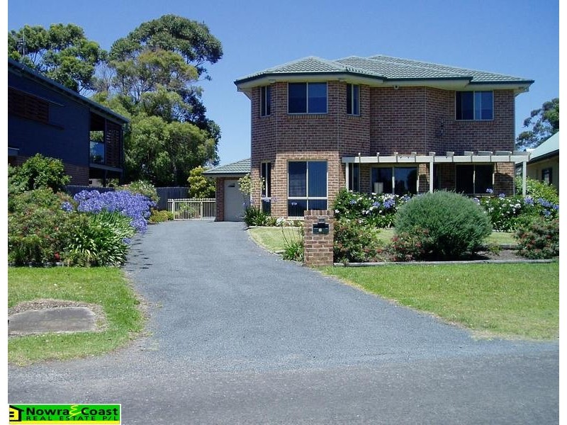 42 Orama Crescent, Orient Point NSW 2540