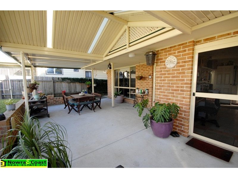 42 Orama Crescent, Orient Point NSW 2540
