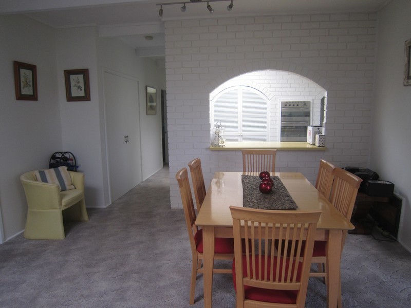 26 Lyrebird Drive, Nowra NSW 2541