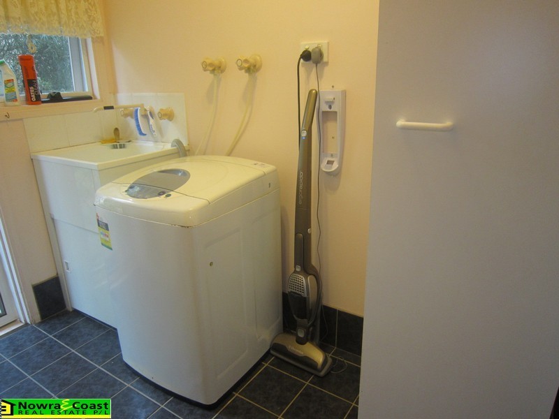 2/52 Hillcrest  Avenue, South Nowra NSW 2541