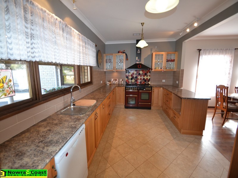 144 St Anns Street, Nowra NSW 2541