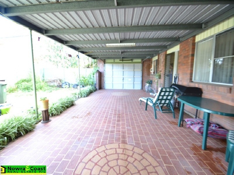 3 Farrelly Place, Bomaderry NSW 2541