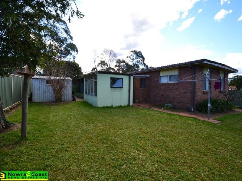 3 Farrelly Place, Bomaderry NSW 2541