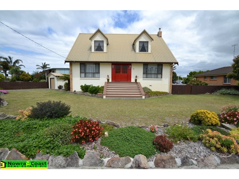 11 Church Street, Greenwell Point NSW 2540