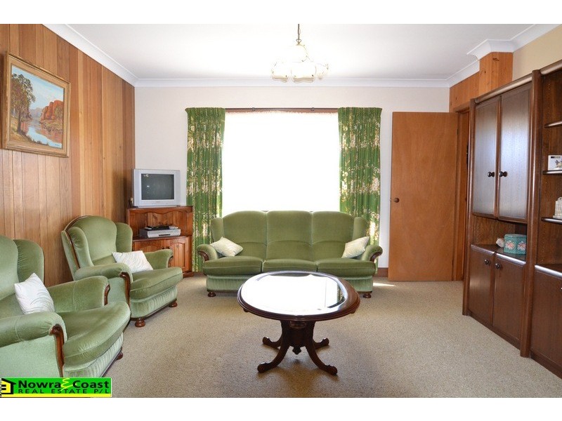 11 Church Street, Greenwell Point NSW 2540