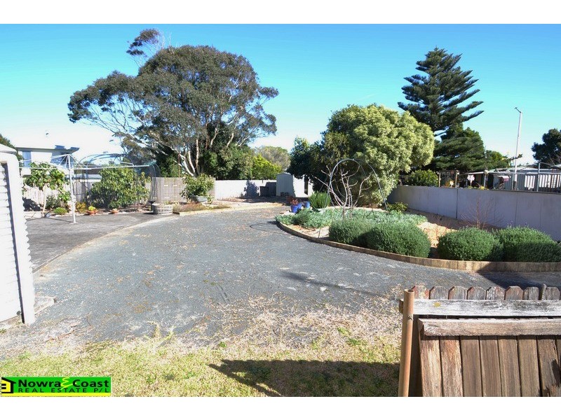 11 Church Street, Greenwell Point NSW 2540