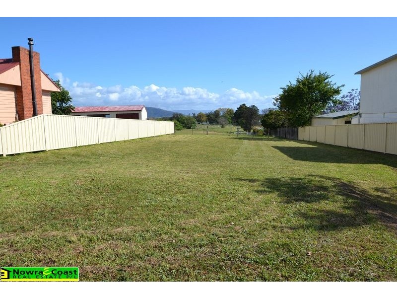 15 Greenwell Point Road, Greenwell Point NSW 2540