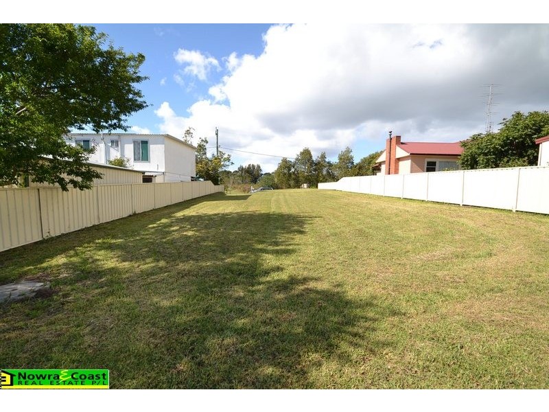 15 Greenwell Point Road, Greenwell Point NSW 2540