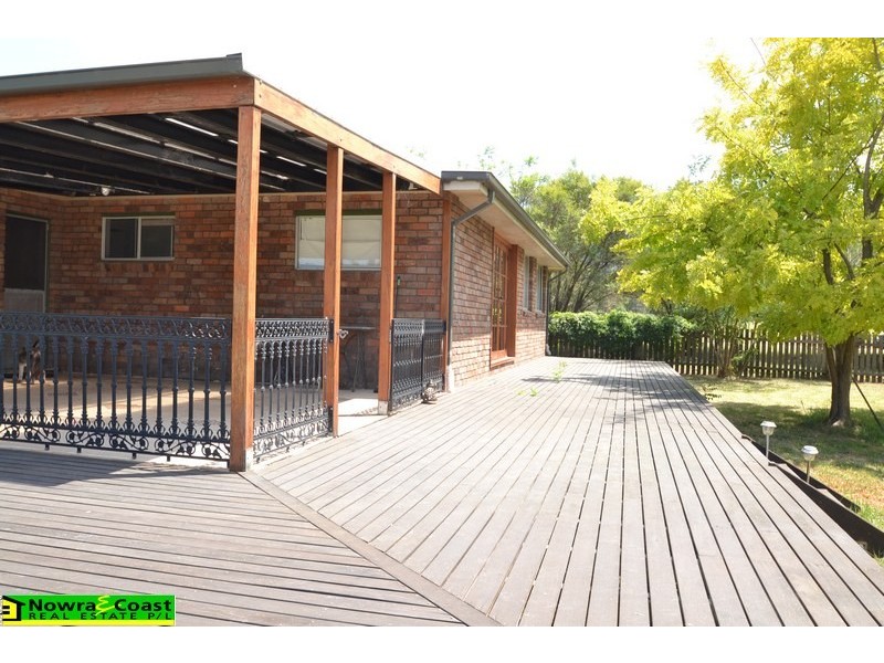 20 Lamonds Lane, Meroo Meadow NSW 2540
