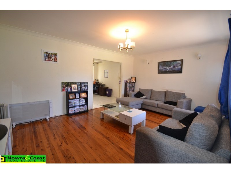 11 Greenwell Point Road, Nowra NSW 2541