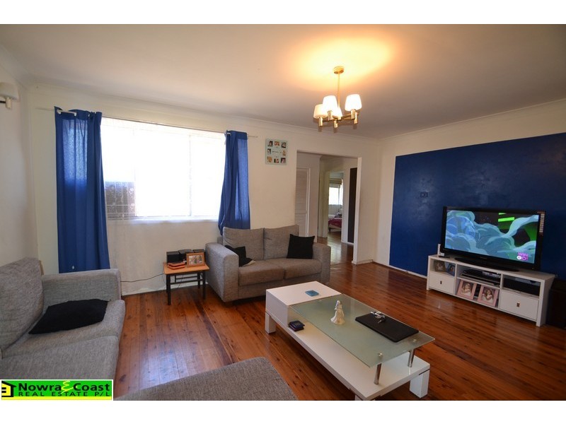 11 Greenwell Point Road, Nowra NSW 2541