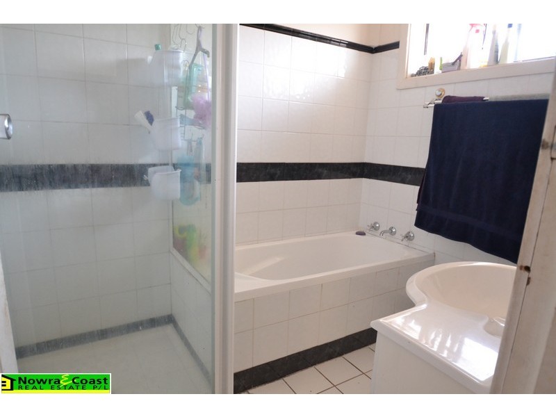 11 Greenwell Point Road, Nowra NSW 2541