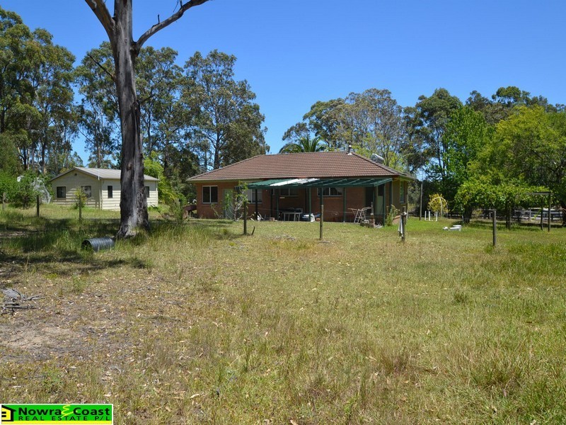 33 Gardner Road, Falls Creek NSW 2540