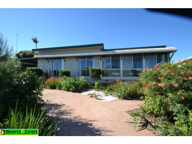 31 Crookhaven Drive, Greenwell Point NSW 2540