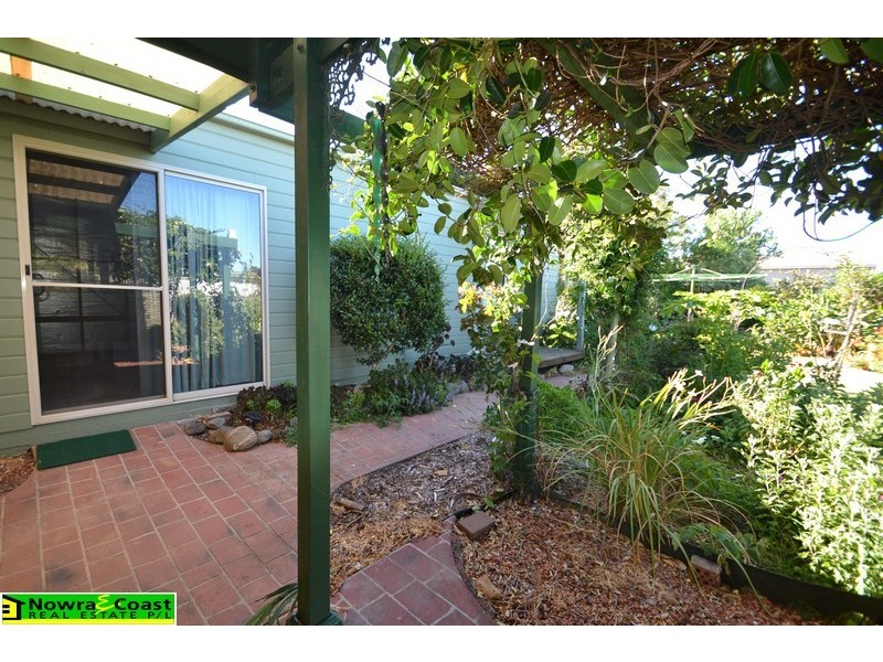 31 Crookhaven Drive, Greenwell Point NSW 2540