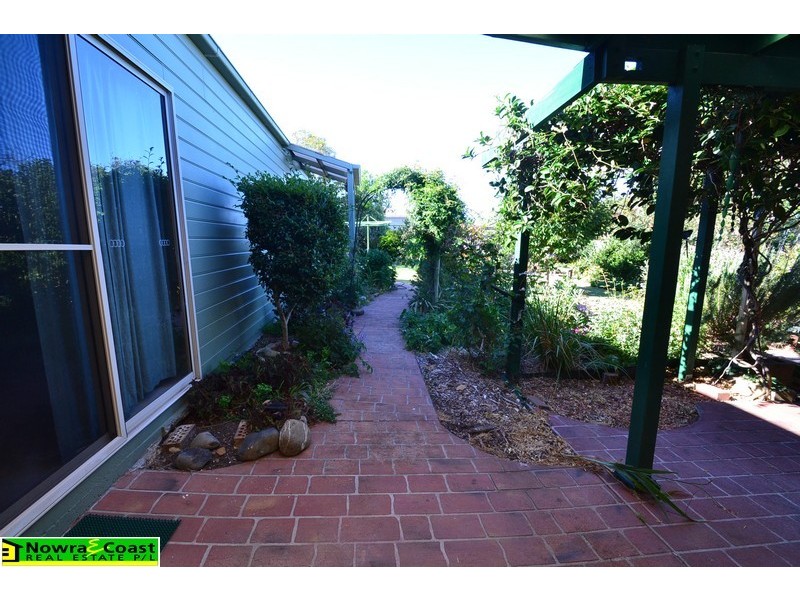 31 Crookhaven Drive, Greenwell Point NSW 2540