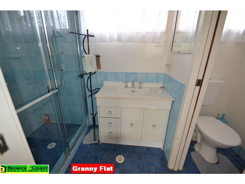 25 Amalfi Crescent, Nowra NSW 2541