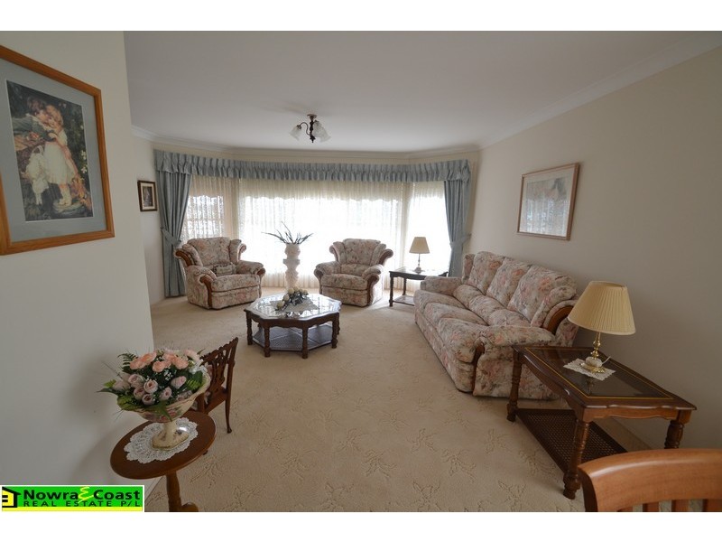 4 Berrallan Street, Greenwell Point NSW 2540