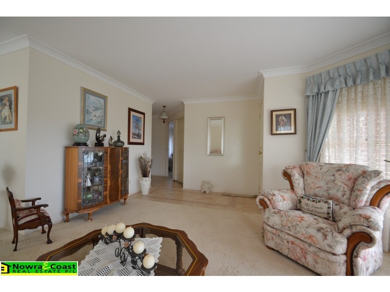 4 Berrallan Street, Greenwell Point NSW 2540