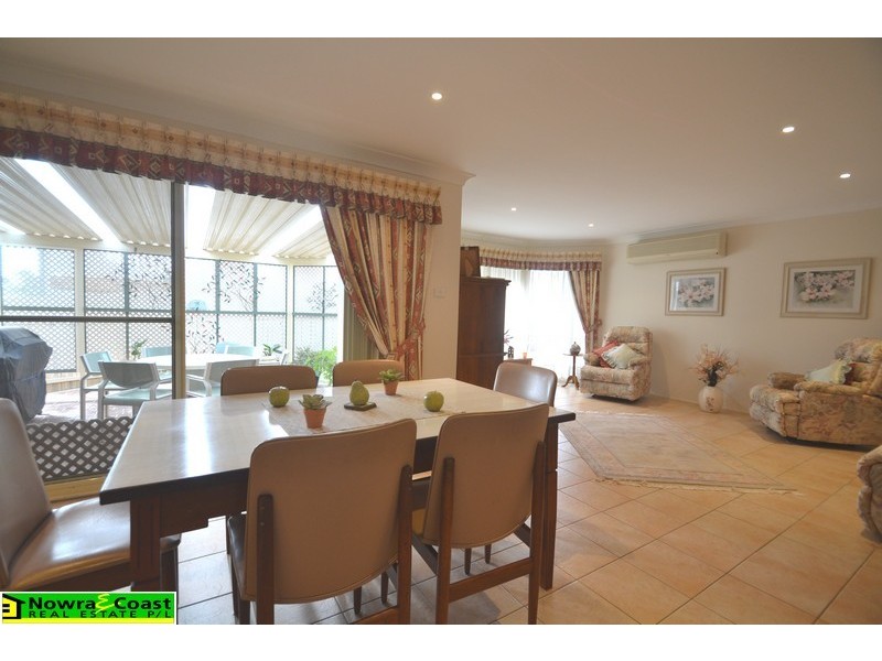 4 Berrallan Street, Greenwell Point NSW 2540