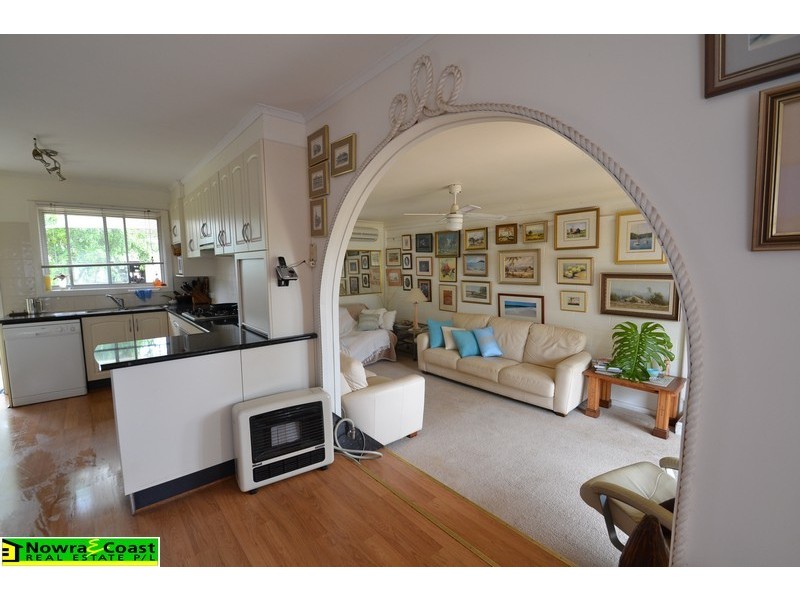 22 West Street, Greenwell Point NSW 2540