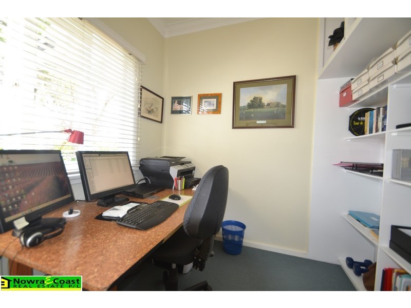 18-20 Turley Avenue, Bomaderry NSW 2541