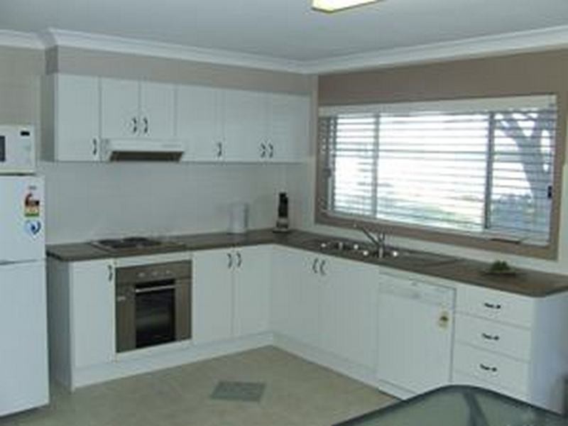 73 Adelaide St, Greenwell Point NSW 2540