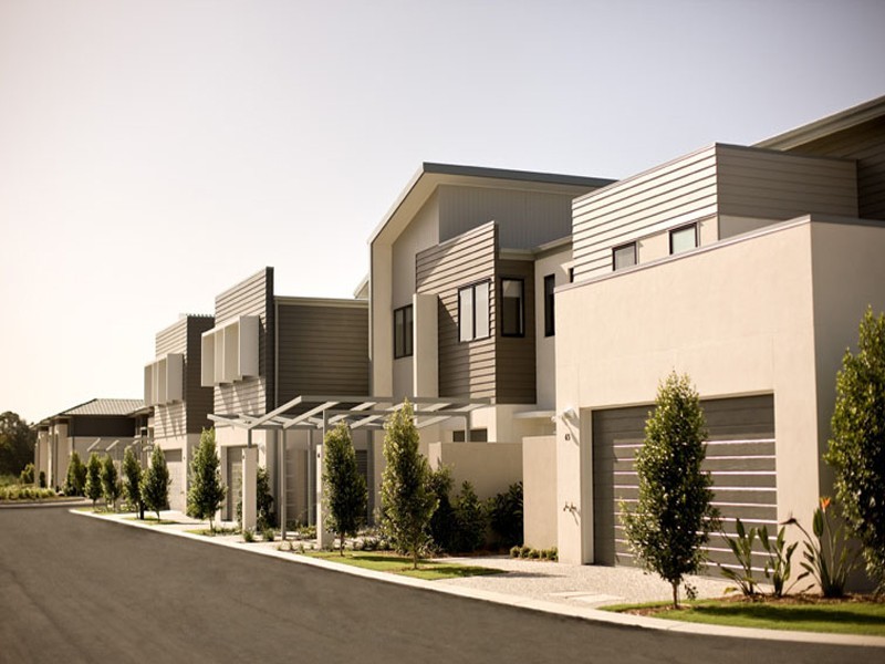 2 Inland Drive, Tugun QLD 4224